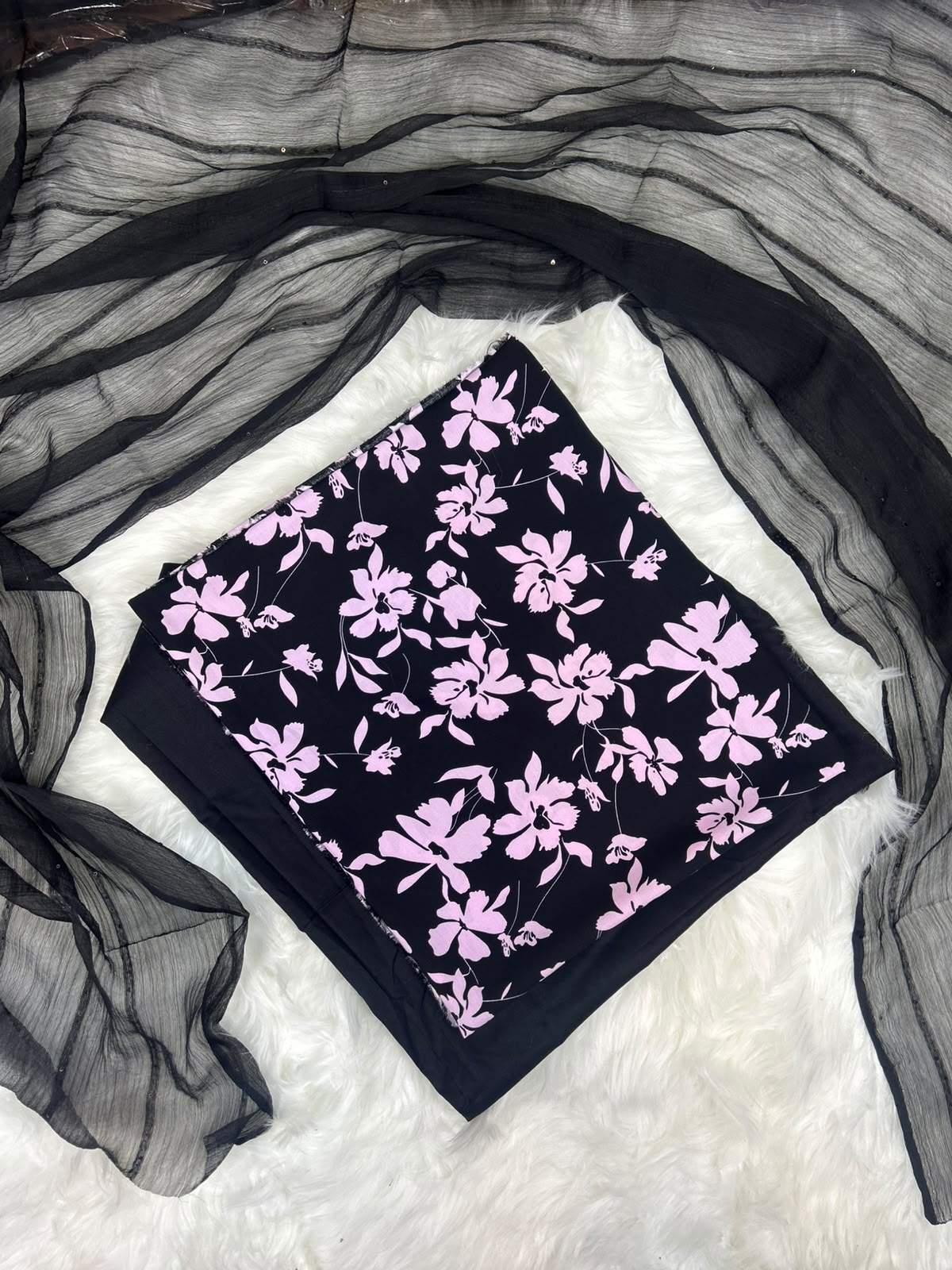 Black Pink Floral Linen 3-Piece Suit with Chiffon Sequins Dupatta | BT-004